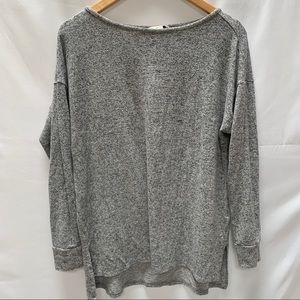 Lucky Brand Women's Scoop Neck Long Sleeve Top Size Medium